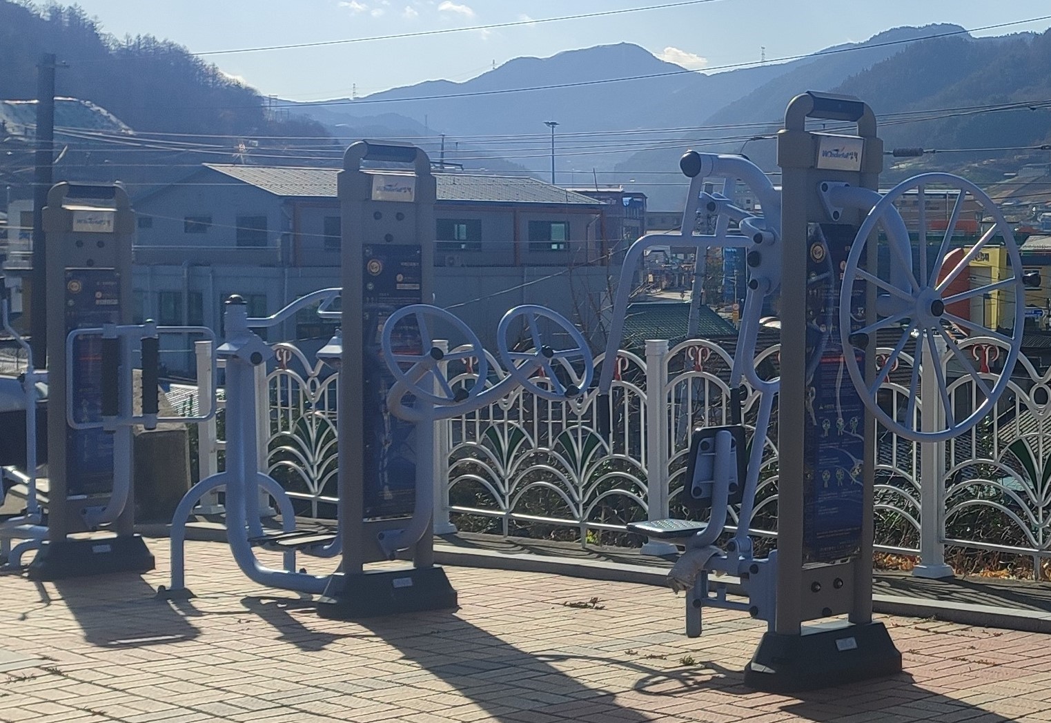 도계 3리 소방도로 정자 옆 야외운동기구 1