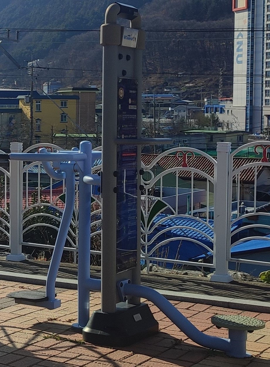 도계 3리 소방도로 정자 옆 야외운동기구 2