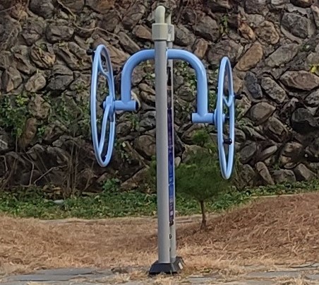 오십천(석공의원 뒤) 야외운동기구 2