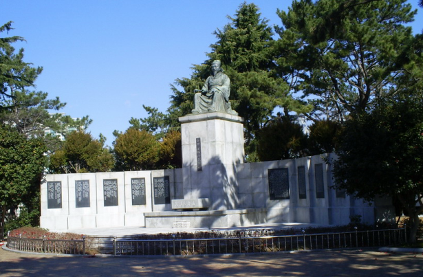 고운 최치원 선생 동상 1