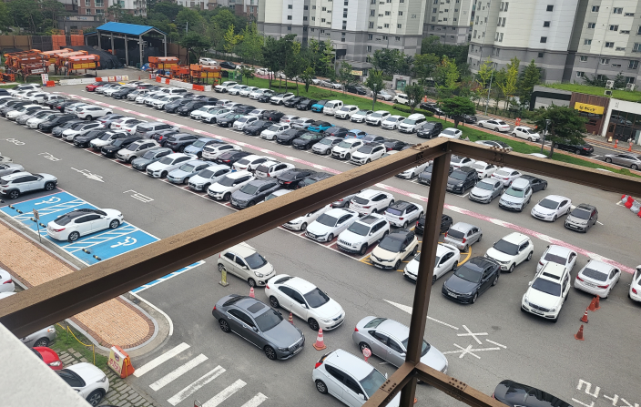 흥덕보건소 임시청사 주차장 2