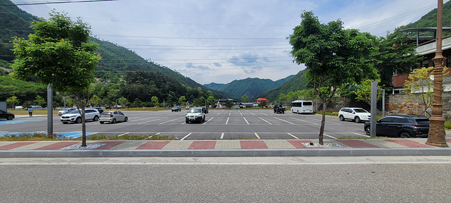 주차장(화암면잔디광…