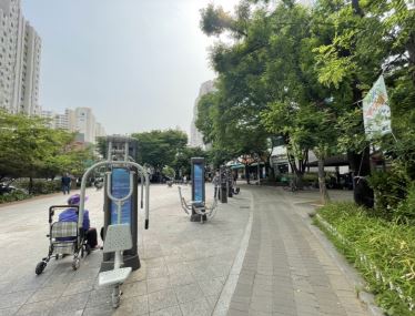 미래빌라 앞 마을마당(서해안로 주민쉼터) 1