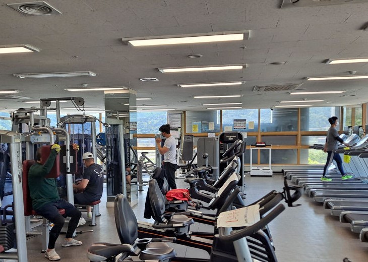 영덕국민체육센터 헬스장 1
