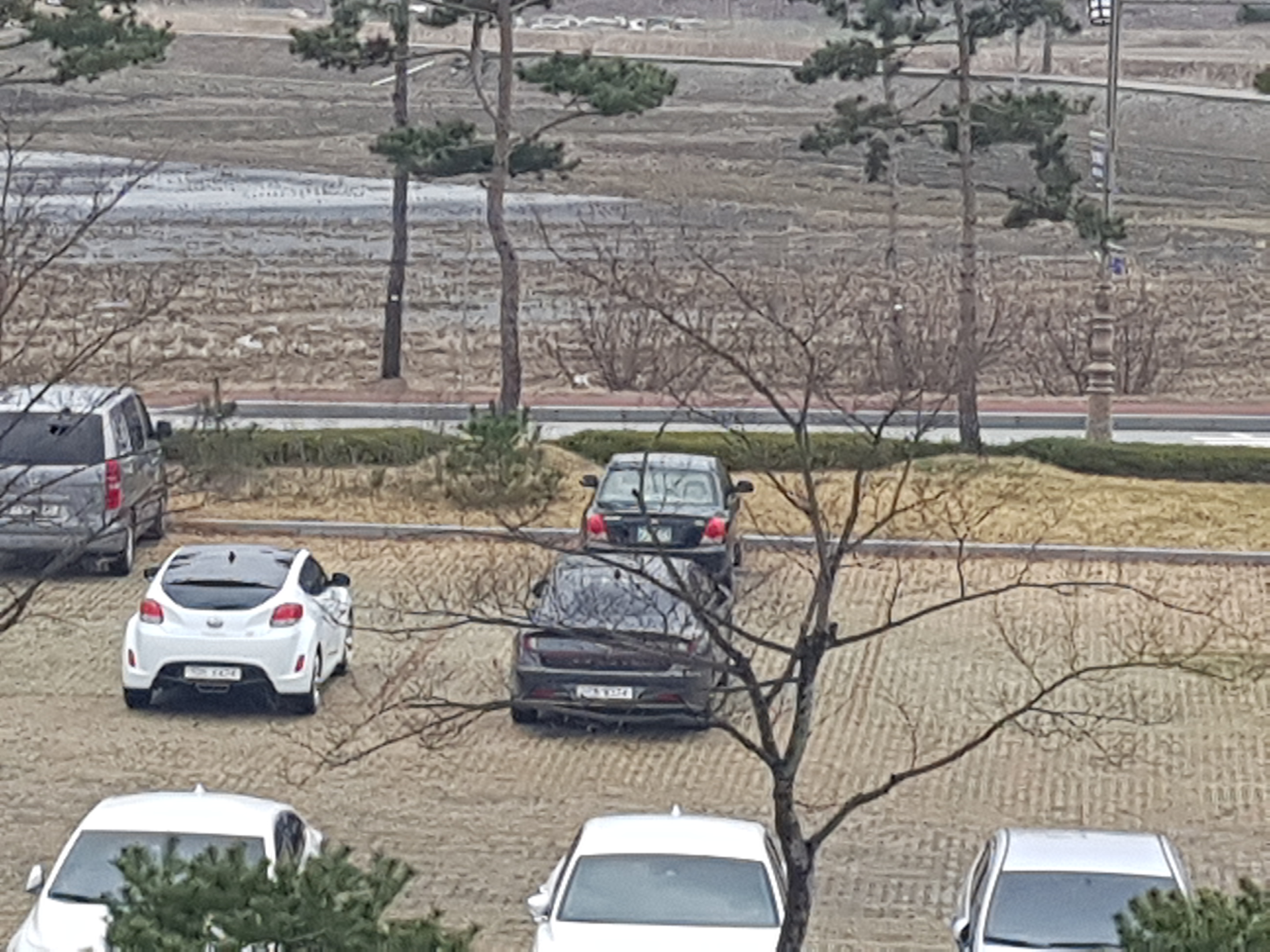 굿뜨래경영과 주차장…