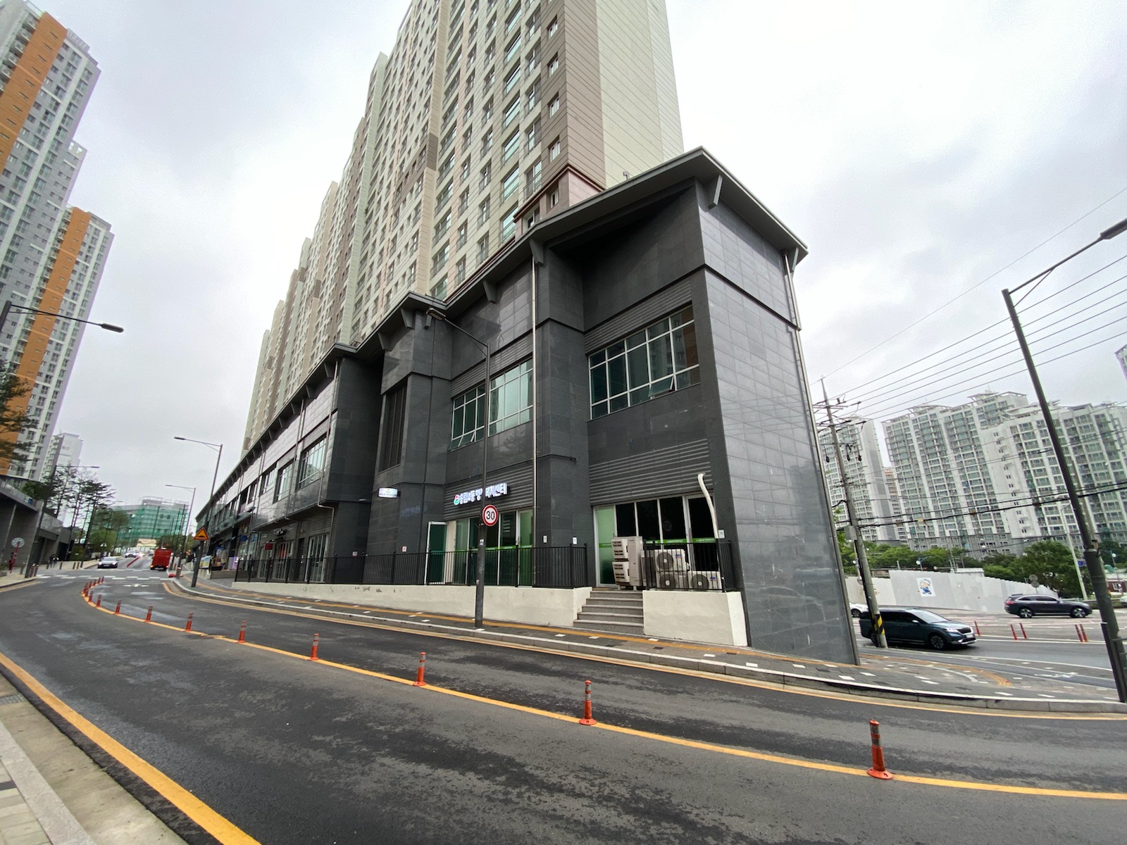 송림4동행정복지센터 2층 다목적실 1