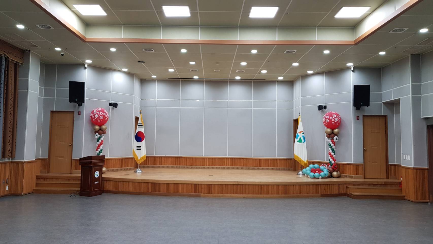 동명평생학습복지센터 본관 1층(대강당) 1