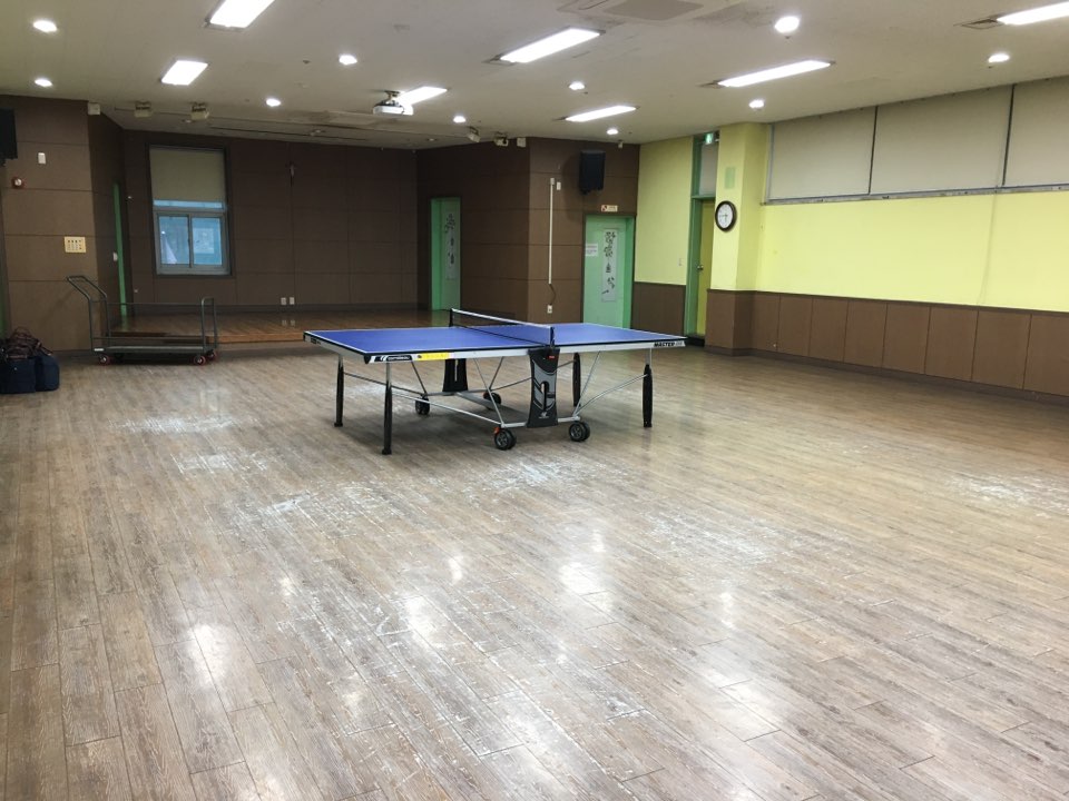 유성구종합사회복지관 3층 강당 1