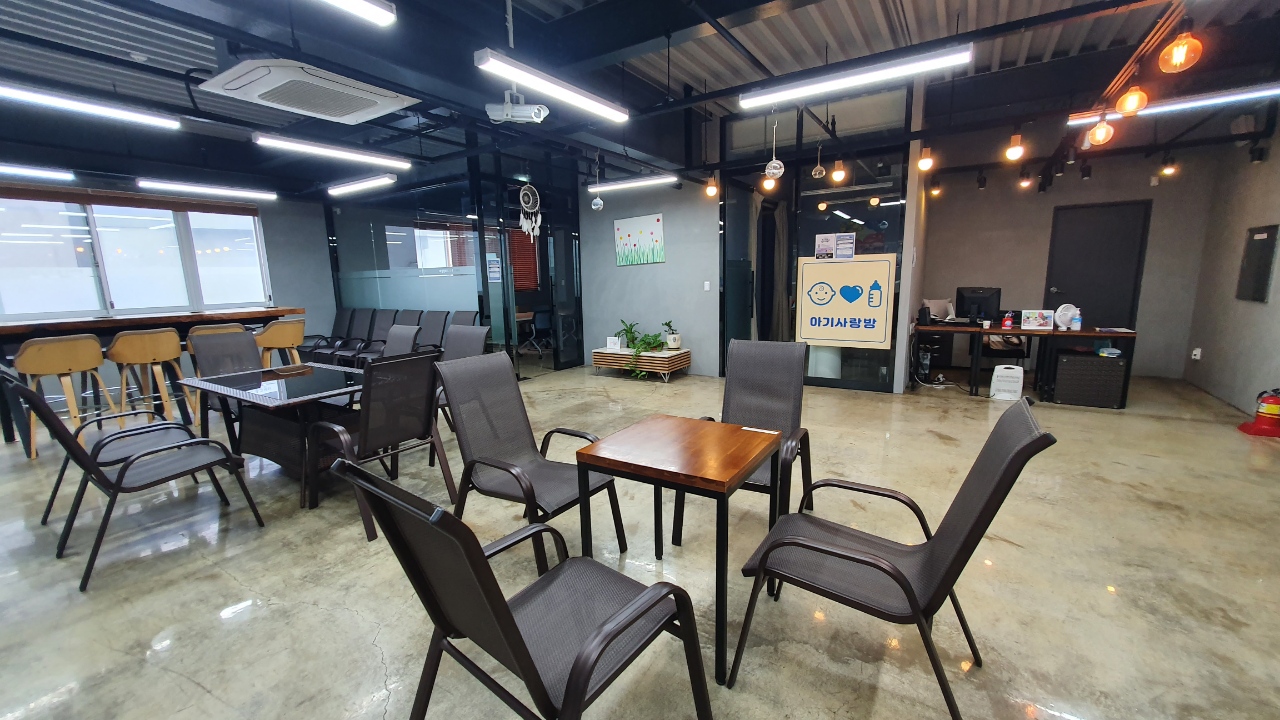 울산큰애기 청년야시장 쉼터 2