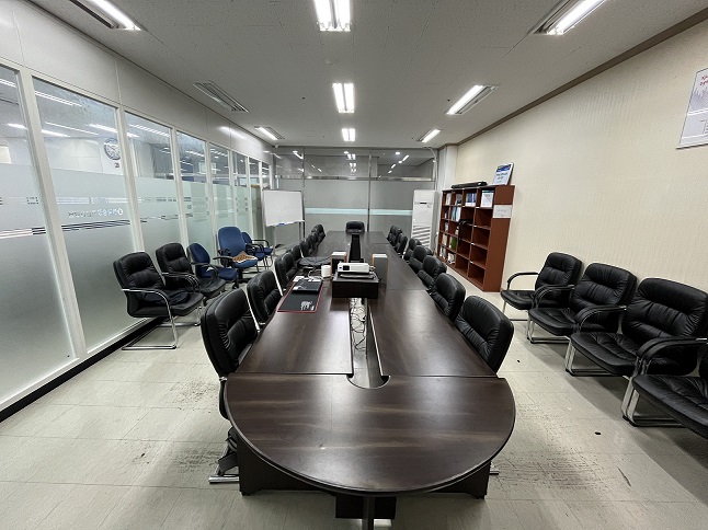 충남지사 회의실 4