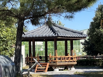 농공단지 쉼터 1