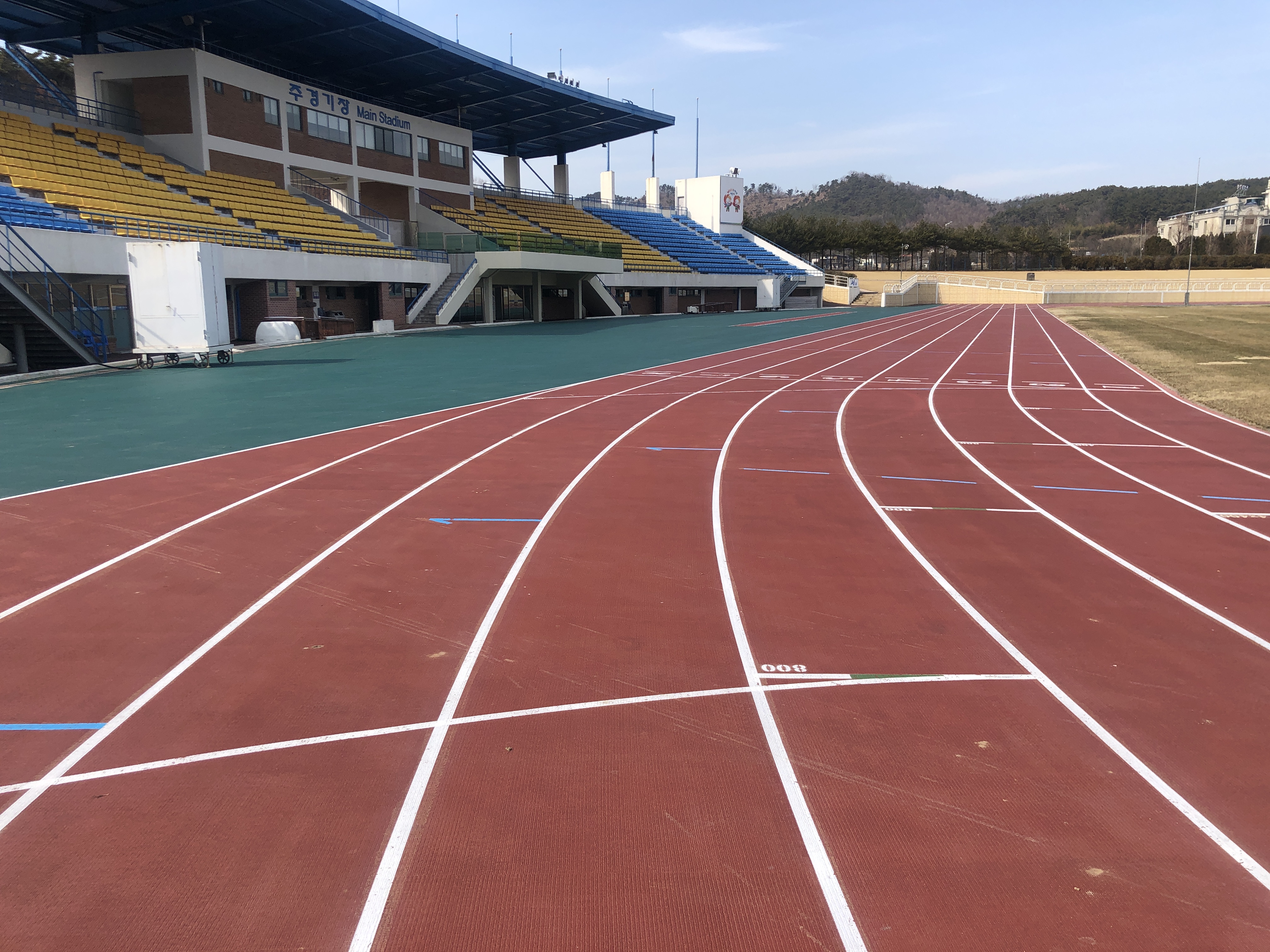 서산시 주경기장 육상경기장 2