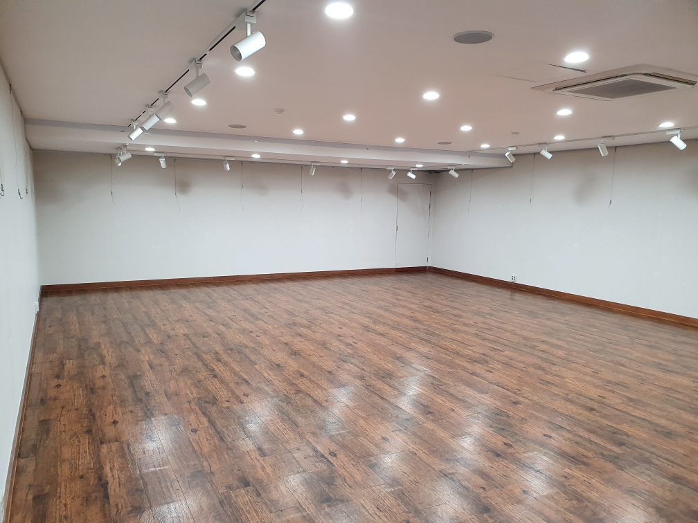 문화회관 본관1층(전시실) 1