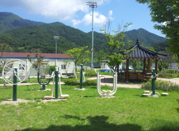 사랑누리센터 야외운동시설 1