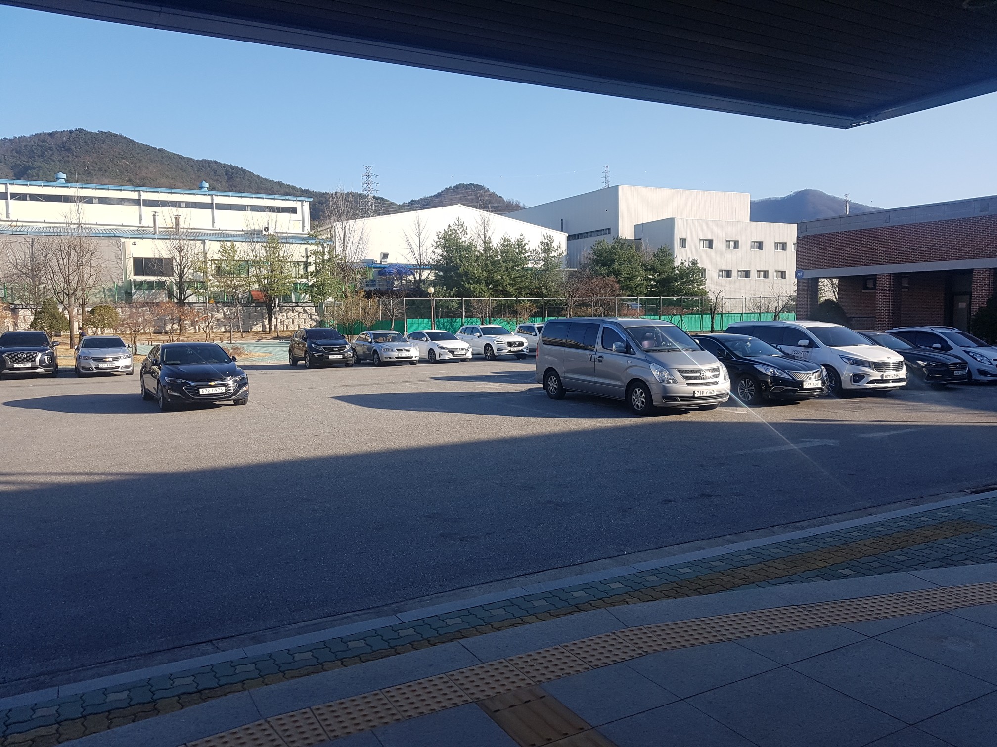 강원지방중소벤처기업청 주차장 2