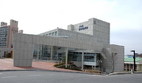 옥천군 문화예술회관 1