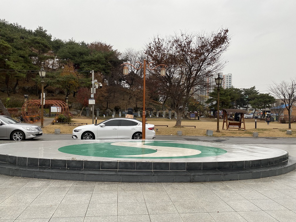 왕산근린공원 야외무대 2