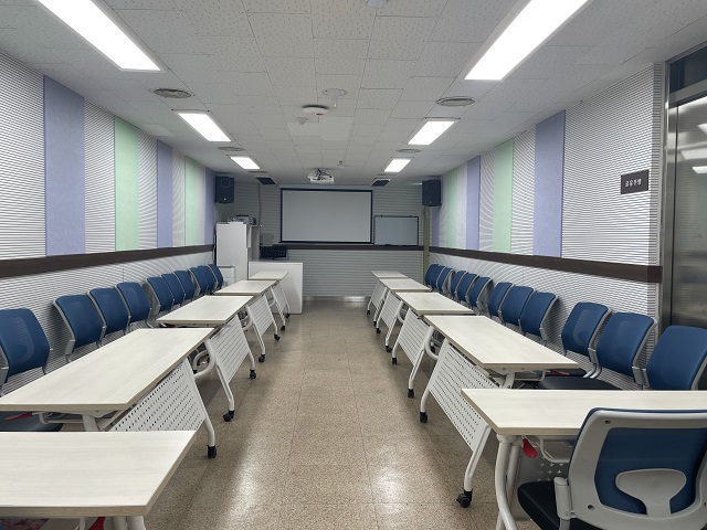 지하1층 제1강의실 1