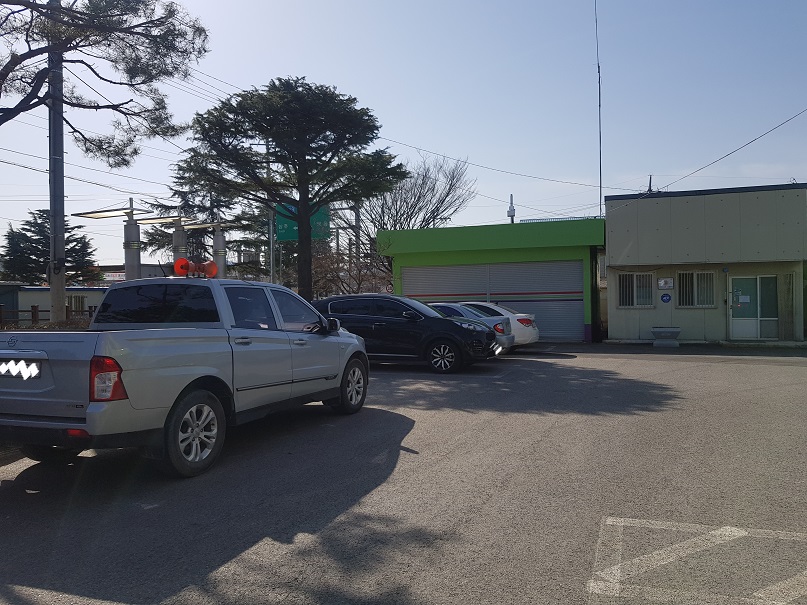 모서면행정복지센터 전정 주차장 4