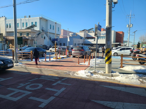 보건소 앞 공영주차…