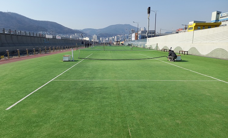 남항 X-Sports광장 족구장 1