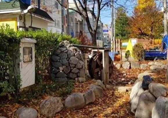 경관녹지 내 수경시설(물레방아) 1