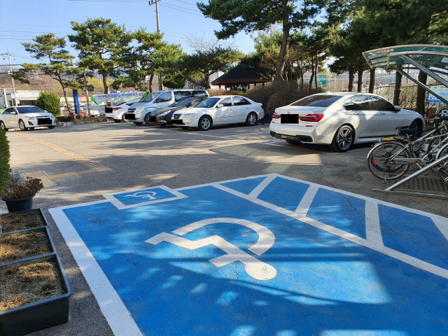 부성1동행정복지센터 주차장 3