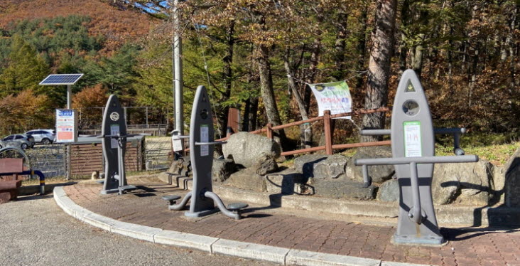 댓재 잔디공원 야외 운동기구 1