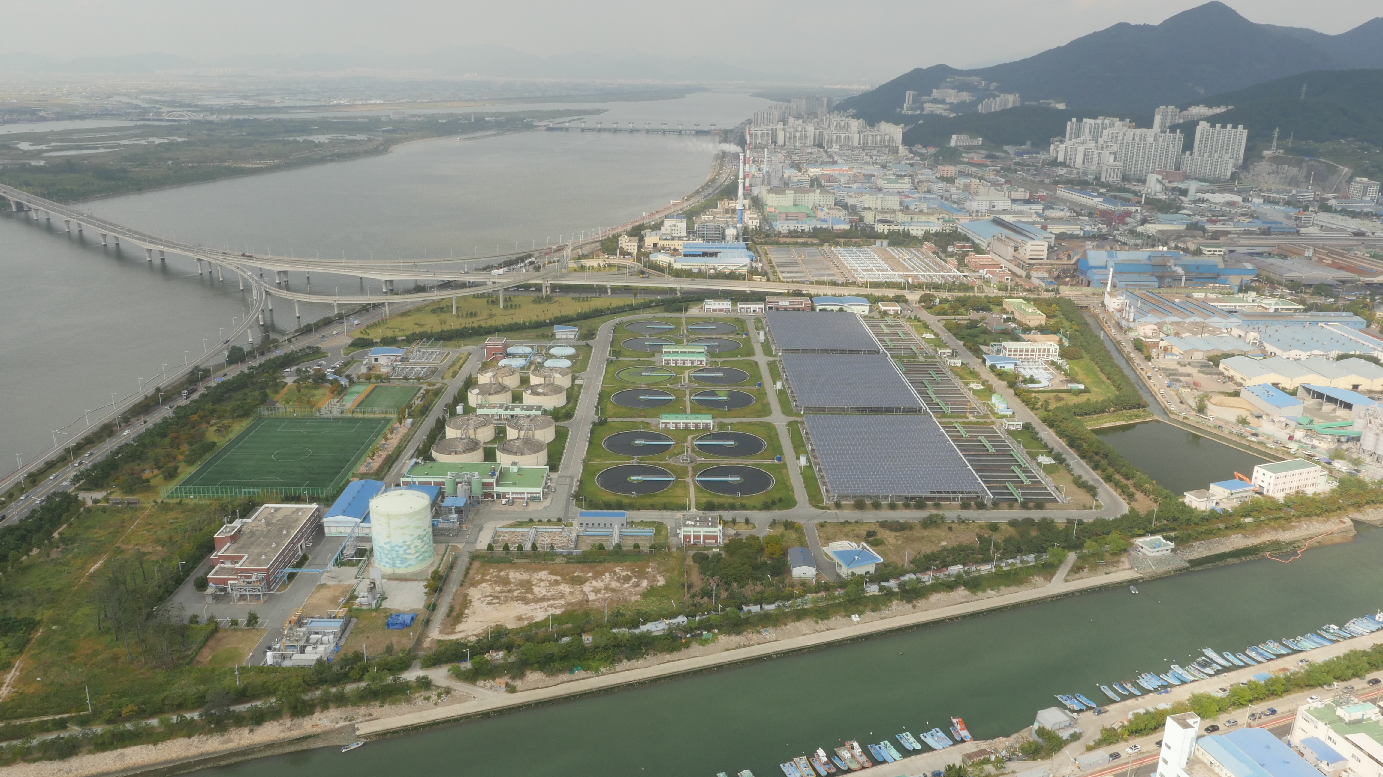 부산환경공단 강변사업단 축구장