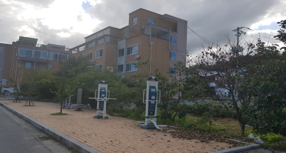 청룡경로당 인근 야외운동기구 2