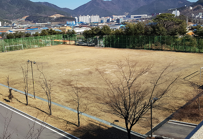 운동장 (부산경남연수원) 1