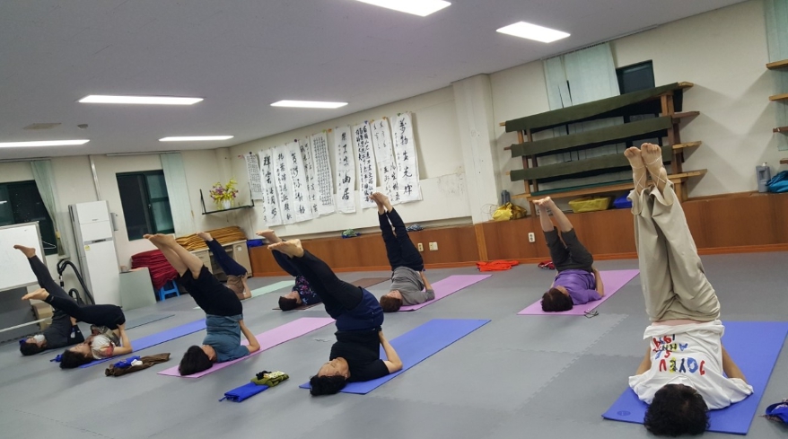 평생학습센터(야간요가중급) 1