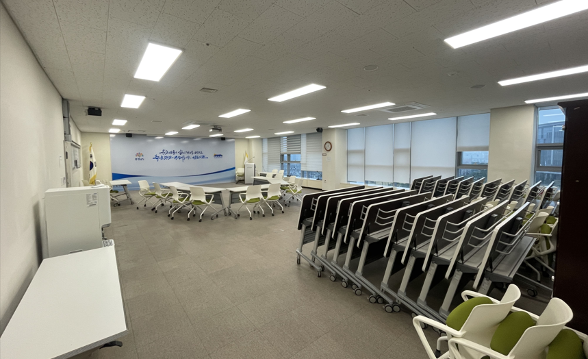 충남문화관광재단 6층 대회의실 1