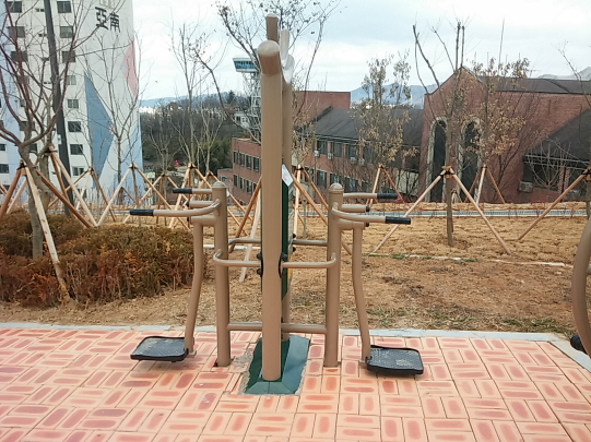 서동소공원 야외운동기구 3