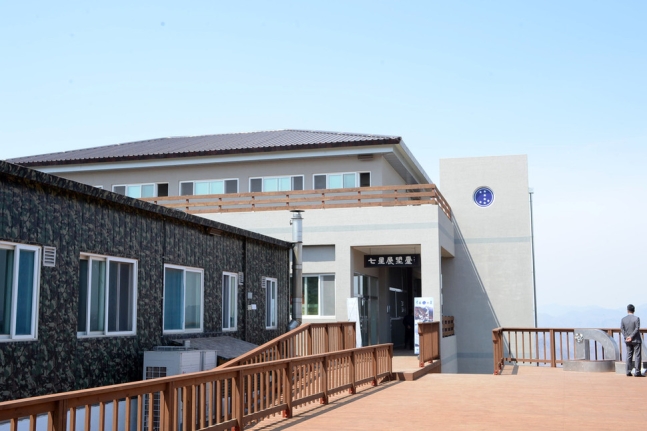 2군단 칠성전망대 주차장(본관 앞) 2
