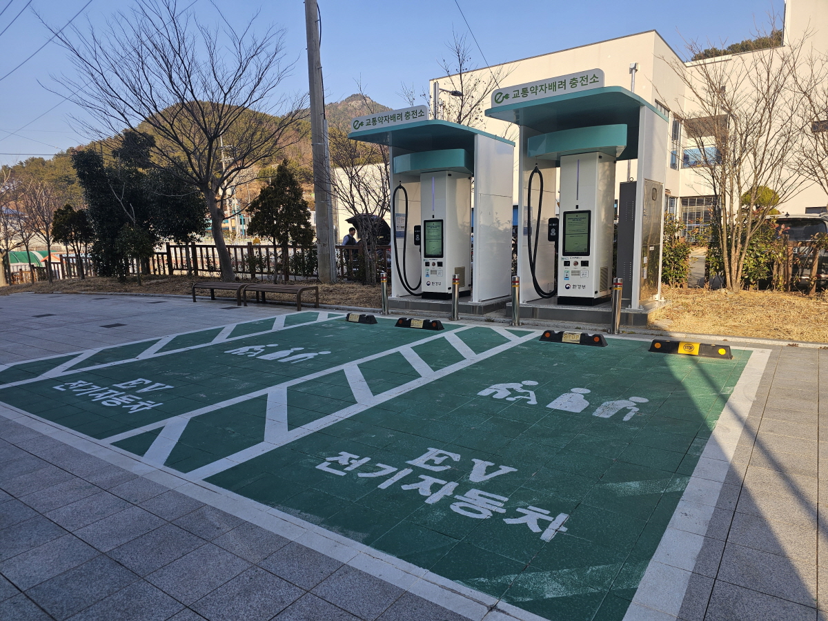 산양읍사무소 주차장 2