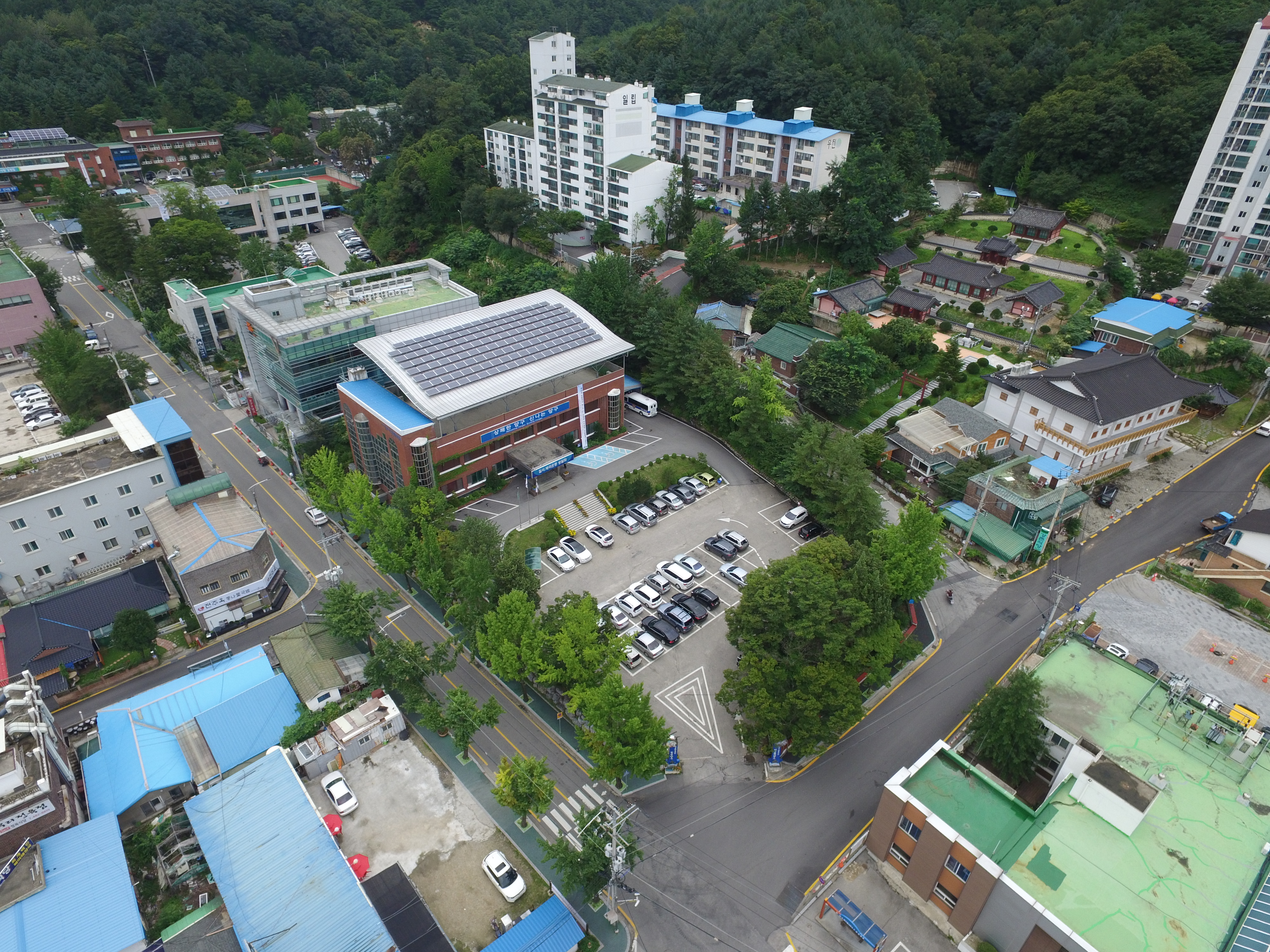 양구읍사무소 본관앞 주차장 1