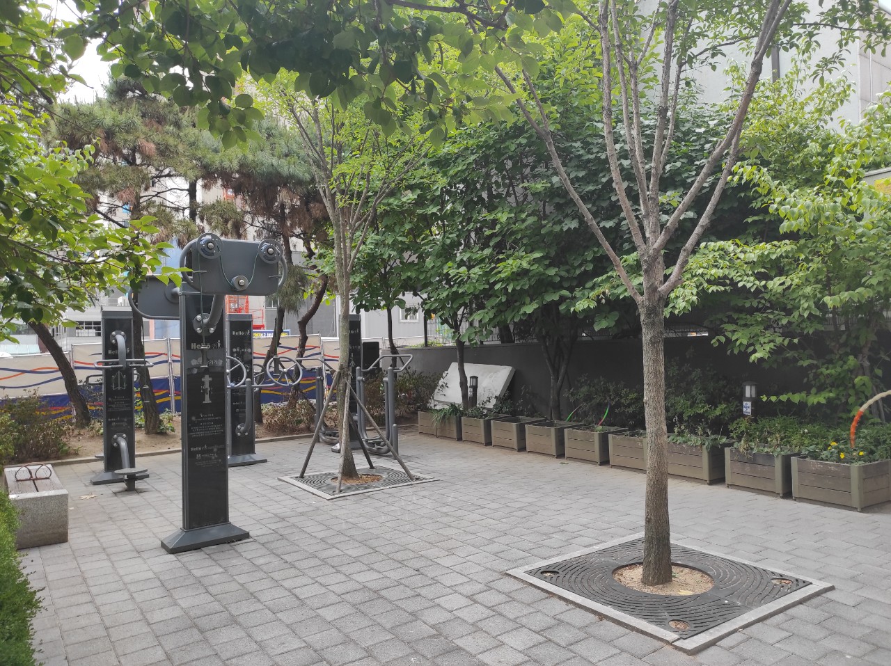 야외운동기구(쌈지마을마당) 1