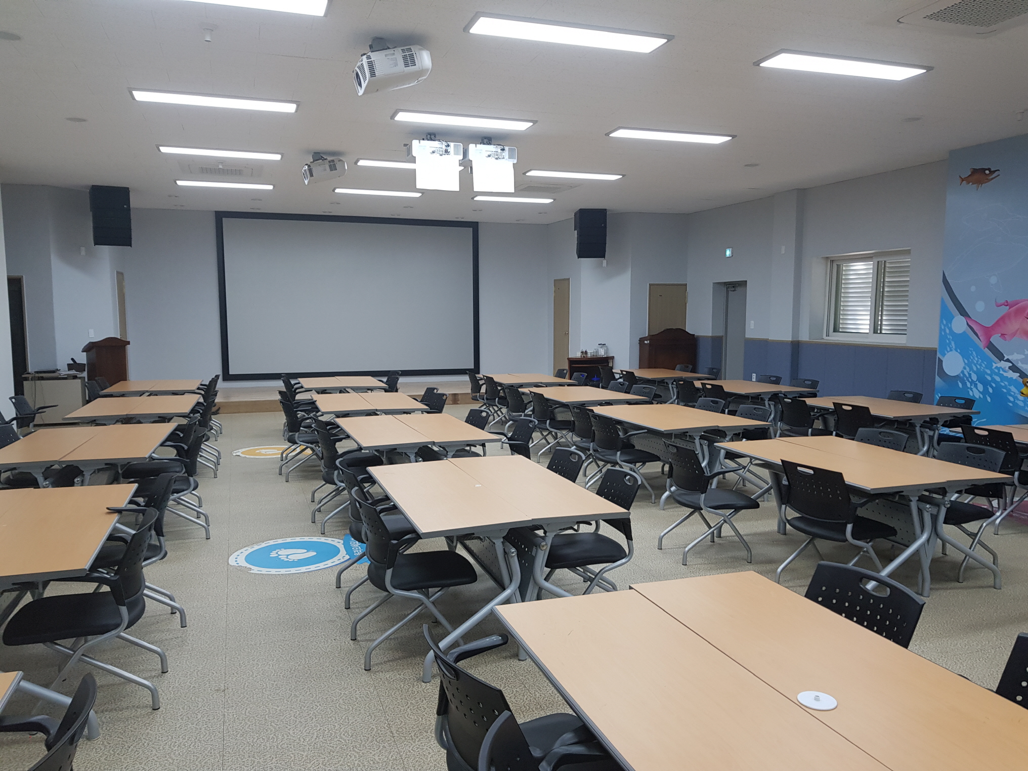 한국수산자원공단 동해생명자원센터 연어생태체험관 1