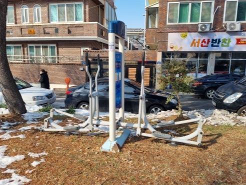 상오치어린이공원 야외운동기구 1