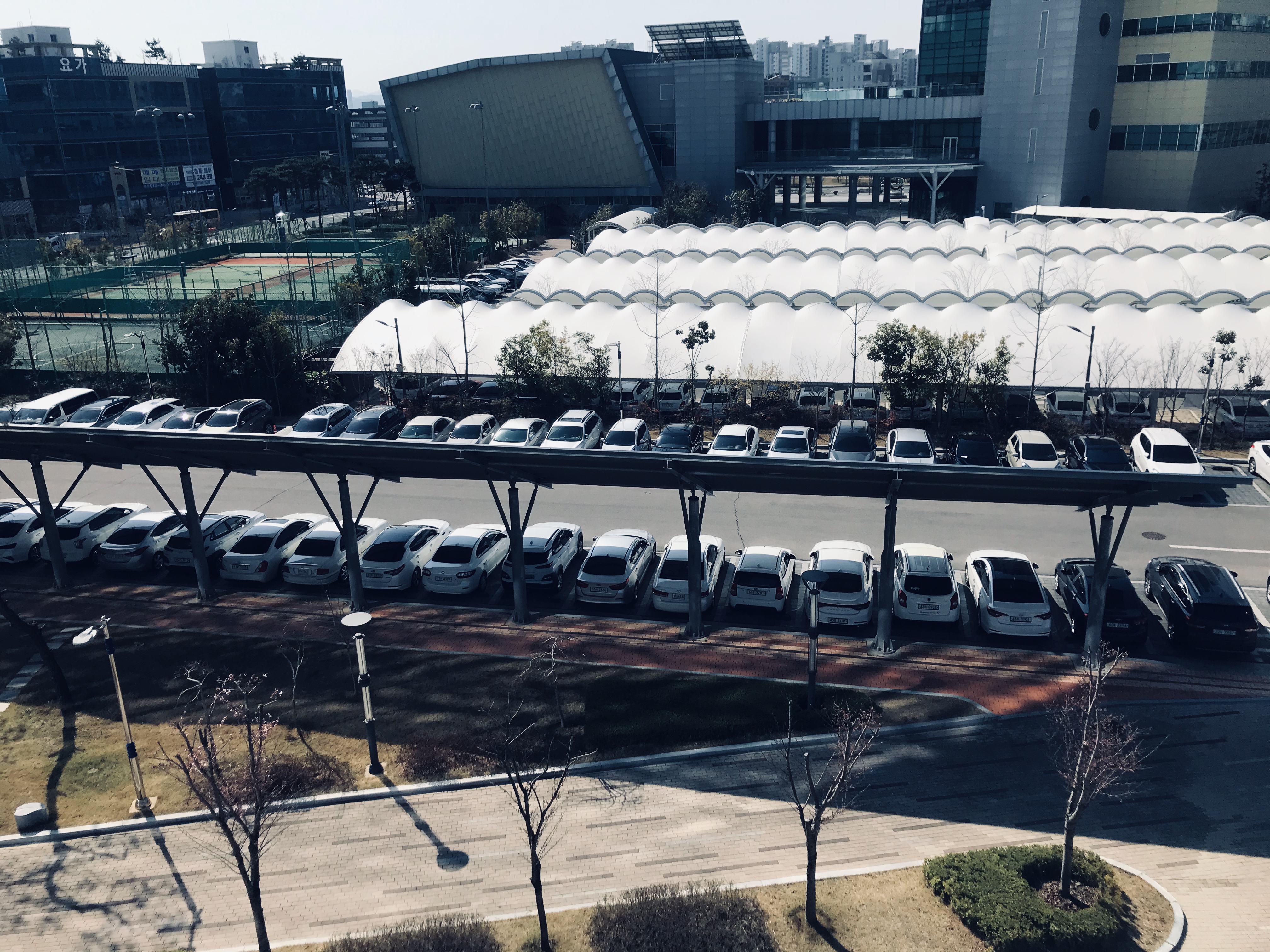 사립학교교직원연금공단 본부 옥외주차장 2