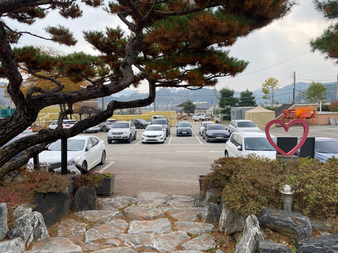 미산면행정복지센터 주차장 1