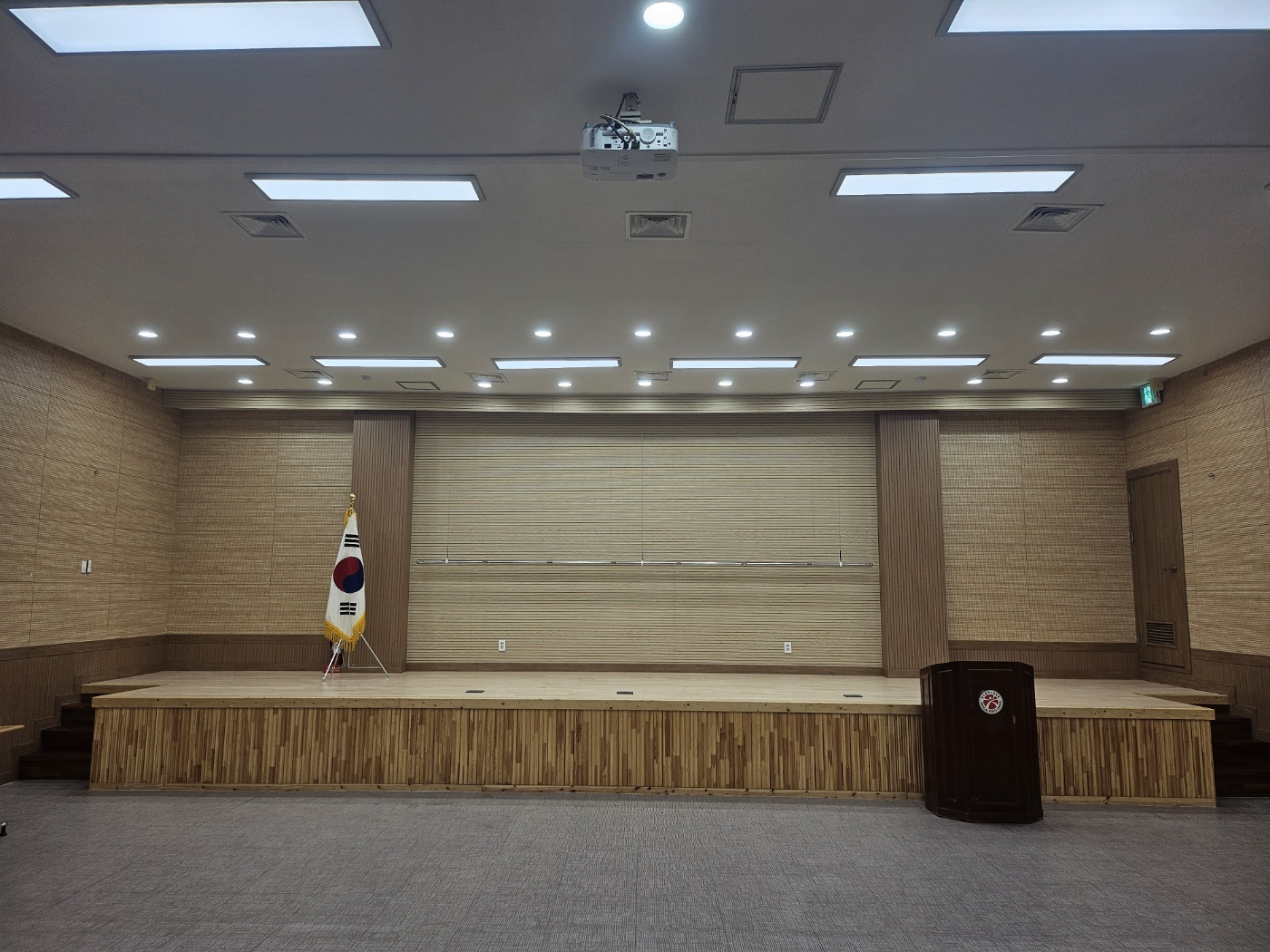 국민생활관 세미나실 1