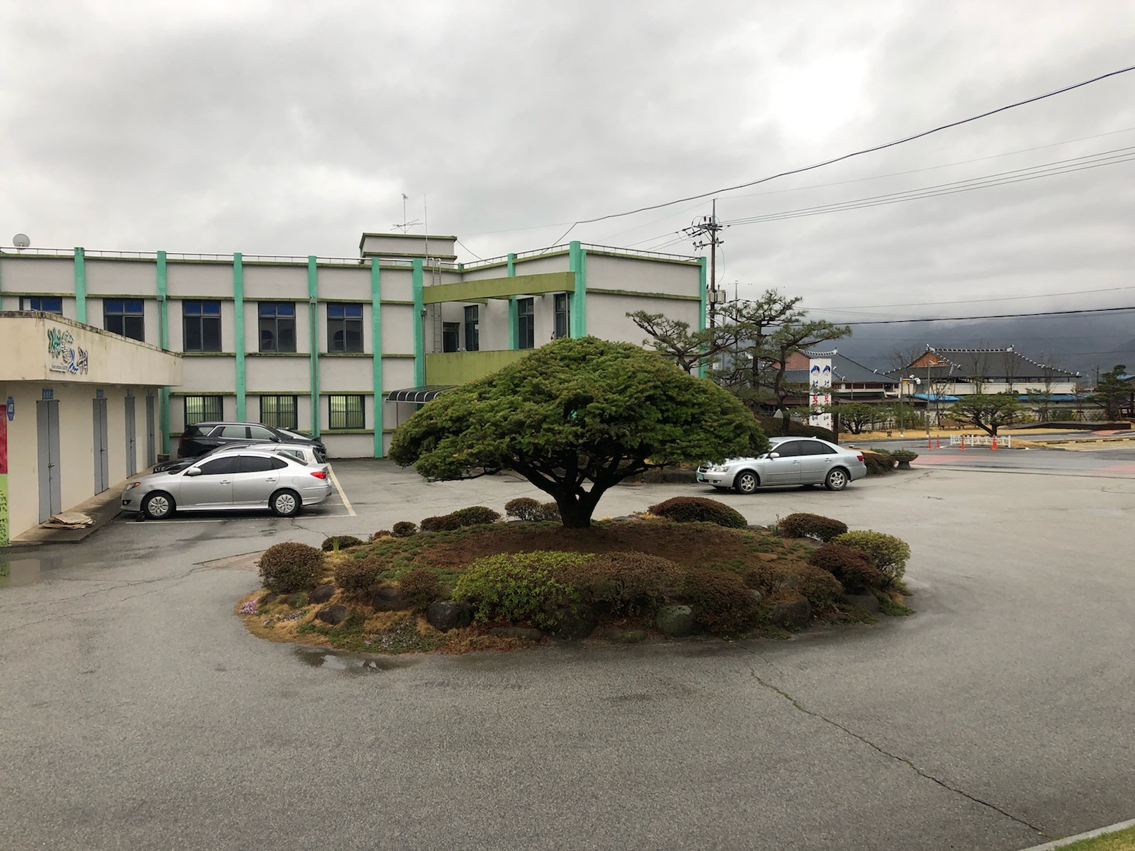 마산면사무소 본관앞…