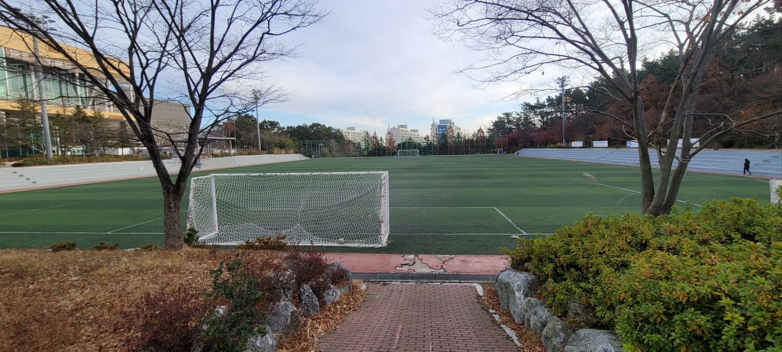 울산과학대학교 동부캠퍼스 인조잔디구장 1