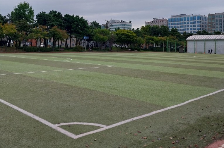 영마루공원 축구장