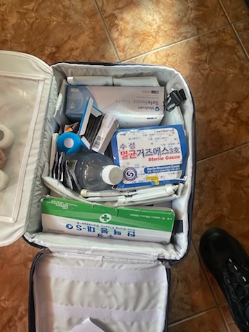 거제소방서 자동심장충격기(AED), 응급처치가방 3