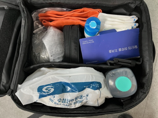 자동심장충격기(AED), 응급처치가방 3