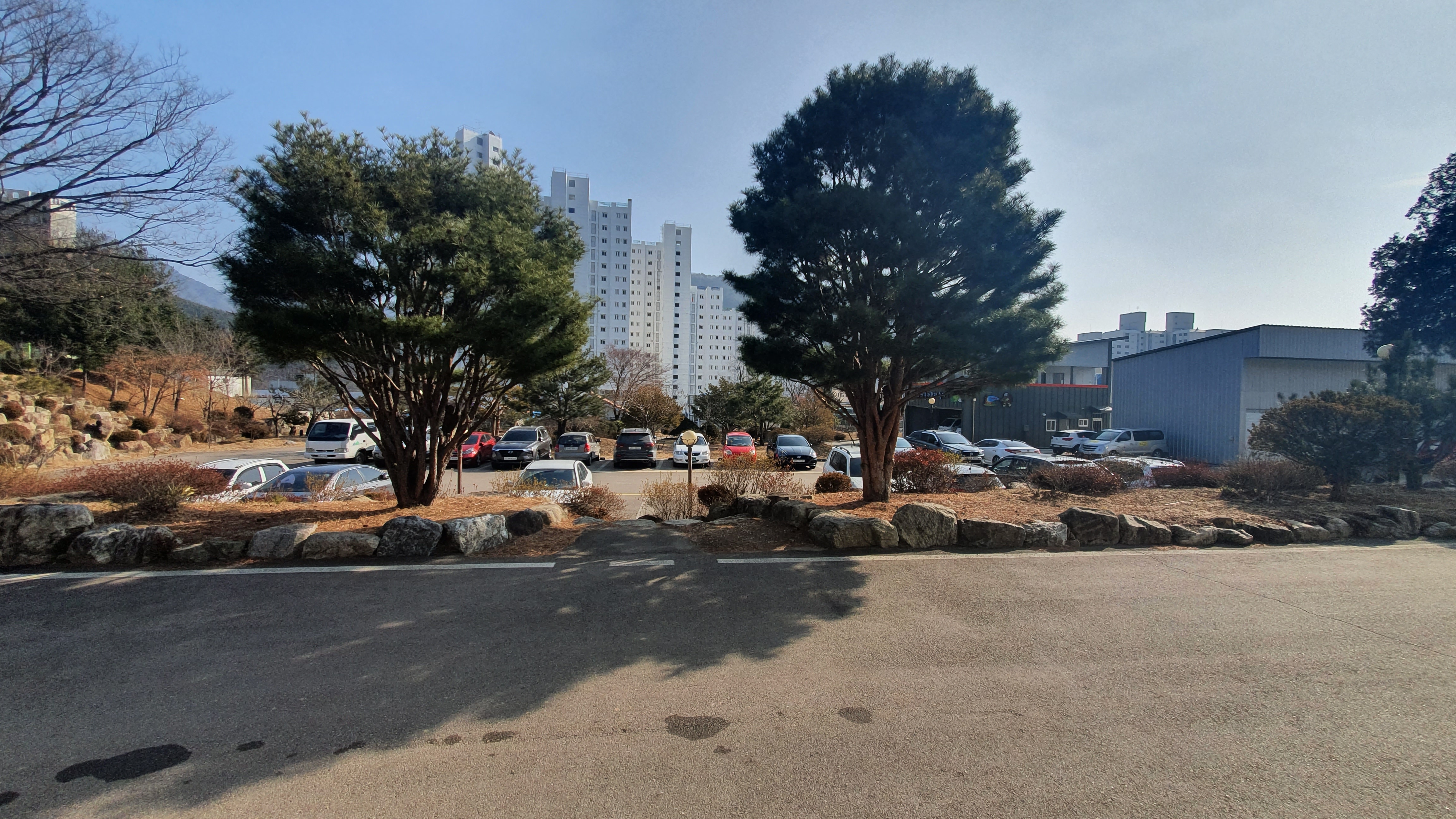 북부지방산림청 인제국유림관리소 본관 앞 1