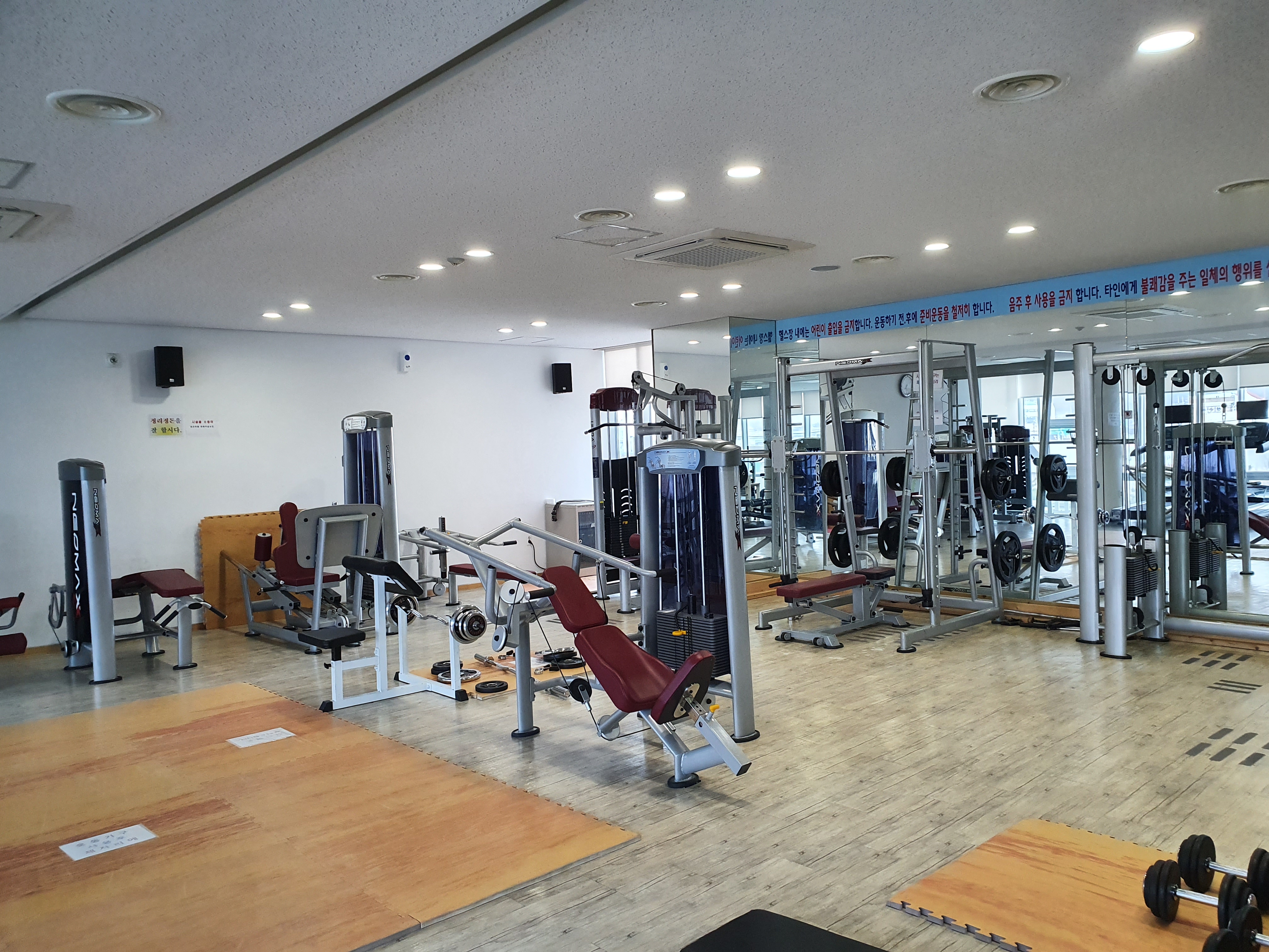 봉동읍행정복지센터 별관(헬스장) 1